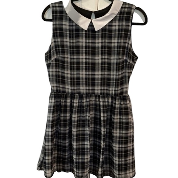 FOREVER21💫 Women’s Gray/Black Plaid White Collar Sleeveless Flowy Mini Dress - Picture 1 of 14